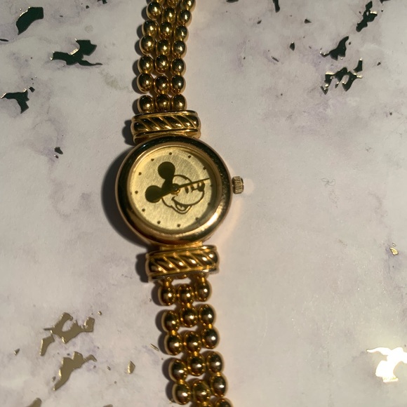 VINTAGE MICKEY MOUSE DISNEY TIME WORKS LADIES LINK WATCH Gold Bracelet - Picture 5 of 7